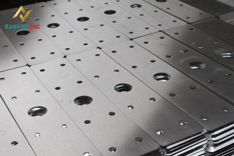 Gia công cắt laser inox Gia công cắt laser inox