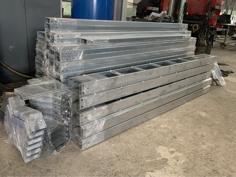 tìm hiểu về máng cáp 400x100