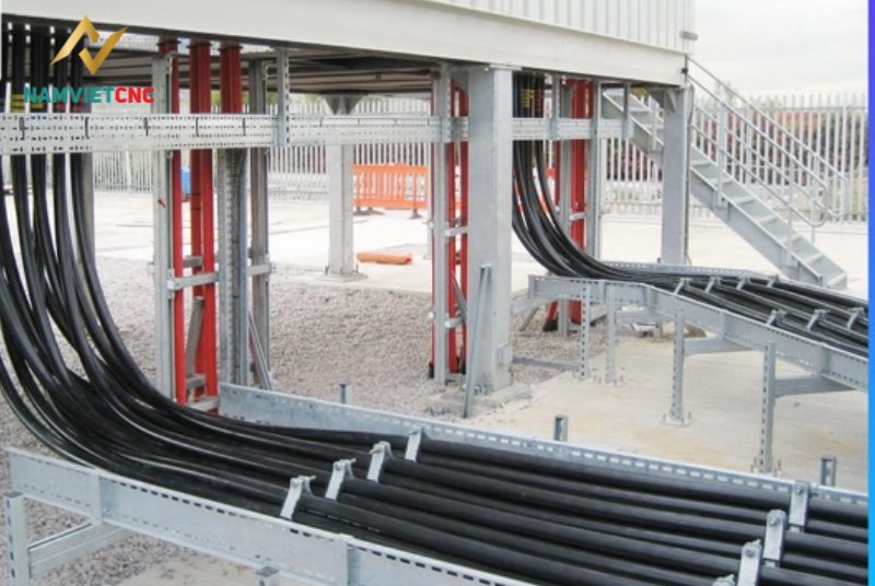 Máng cáp ngoài trời giúp bảo vệ cáp Máng cáp ngoài trời giúp bảo vệ cáp