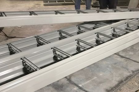 tìm hiểu về thang cáp 300x100