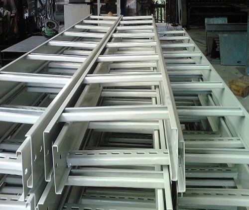 mua thang cáp 400x100 tại Nam Việt CNC