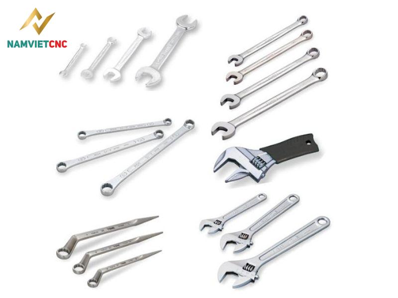 Dụng cụ cơ khí có vai trò quan trọng trong các hoạt động gia công, lắp ráp