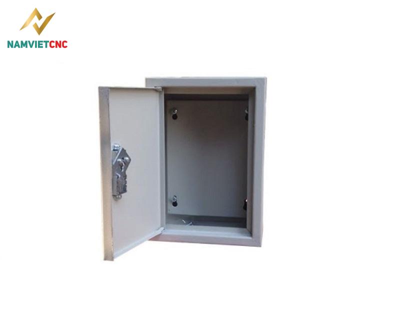 dung tích của vỏ tủ điện 600x400x200