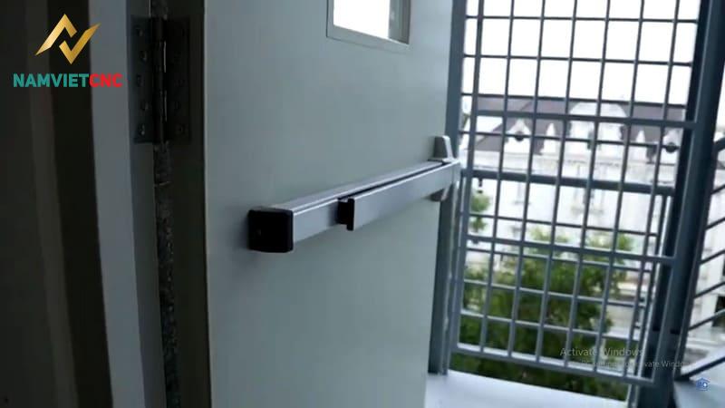 Phụ Kiện Cửa Thép Chống Cháy 
