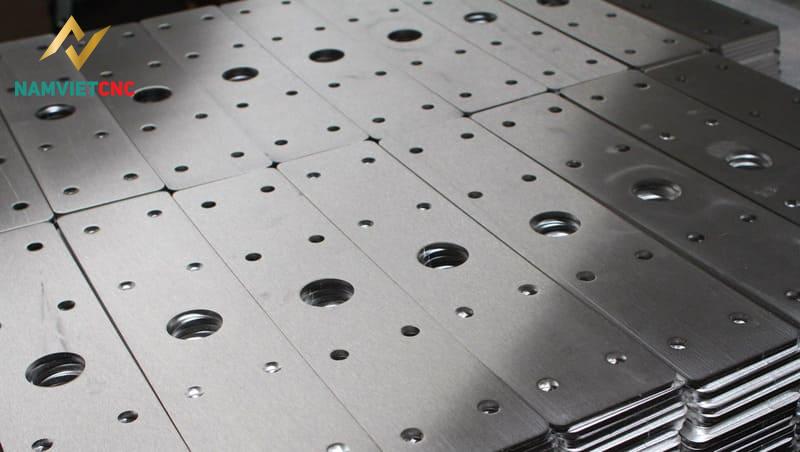 cắt CNC thép tấm -8 cắt CNC thép tấm -8